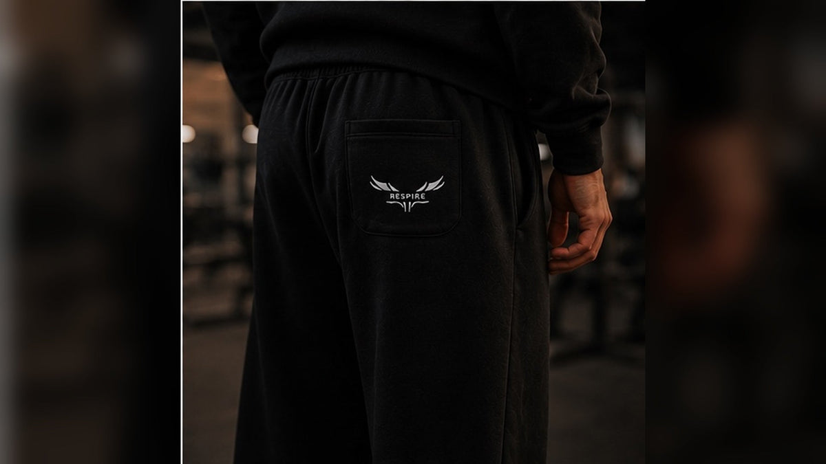 Respire Alpine Sweats feature a relaxed fit and soft 100% Cotton Terry, perfect for comfort in cold weather.